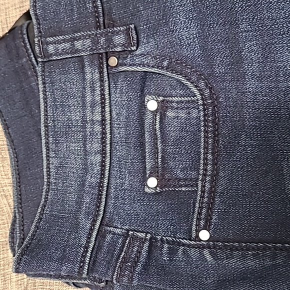 Ann Taylor Factory Modern Jeans Mid-rise (Size 0) NWOT - Picture 3 of 8